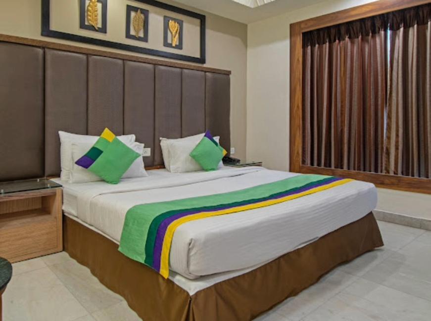 Hotel Imperial Park Sector 45 Gurgaon Eksteriør billede