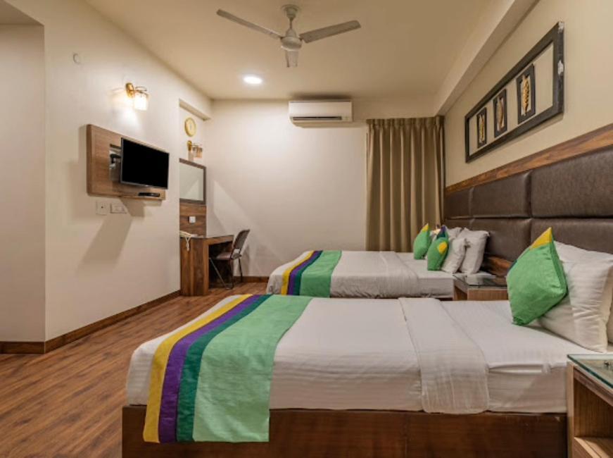 Hotel Imperial Park Sector 45 Gurgaon Eksteriør billede