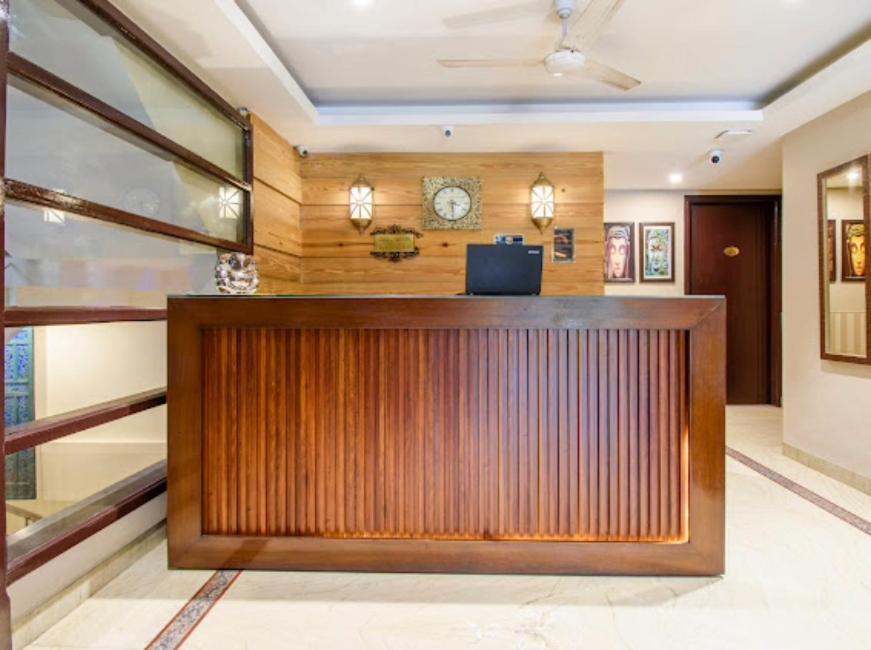 Hotel Imperial Park Sector 45 Gurgaon Eksteriør billede